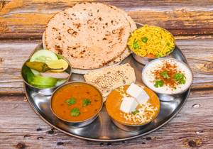 Deluxe Thali