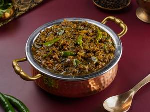 Dakhni Hara Masala Ka Mutton Kheema