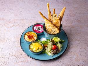 Smoke House Dips & Crisps