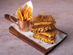 Smoke House Boss Club Non Veg Sandwich In Grilled Whole Wheat