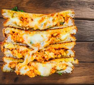 Cheesy paneer Sandwich