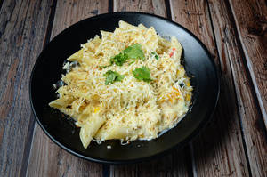 Cheesy Alfredo Pasta