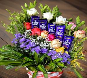 Chocolate With Mix Rose's