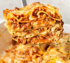 Hangout special chicken lasagna