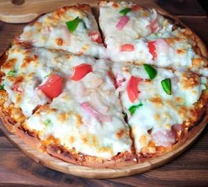 Cheese onion pizza yummy and delicious 9inch
