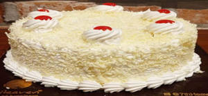 White Forest Cake (1/2 Kg)