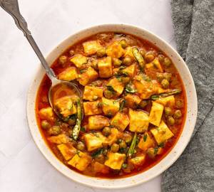 Mutter Paneer