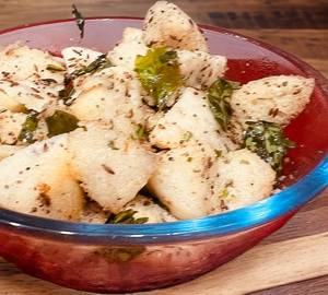 Plain Rai Tadka Idli
