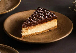 Nutella Baked Cheesecake Slice
