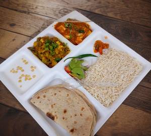 Kadhai Paneeer Thalli