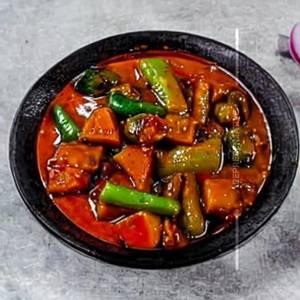 Four Jewel Veg In Hot Garlic Sauce