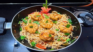 Pan Fried Momos (4pieces)