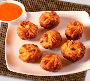 Veg fried momos