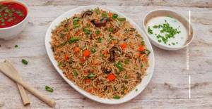Schezwan mushroom fried rice