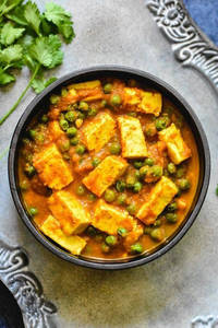 Mutter Paneer