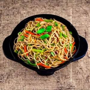 Veg Hakka Noodles