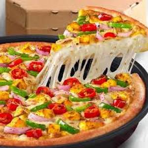 Paneer tikka masala pizza