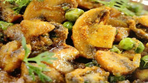 Mushroom Matar Masala In Handi