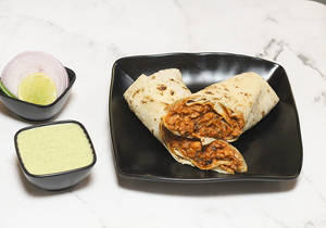 Butter Chicken Roomali Roti Roll(maida)