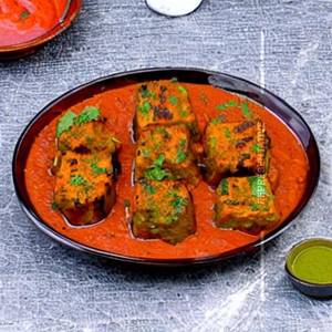 Aloo Tikka In Makhani Sauce