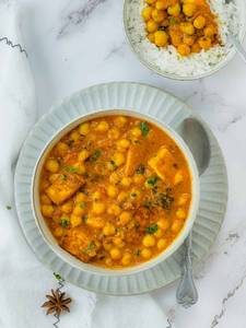 Chana Paneer Masala (Without Onion And Garlic)