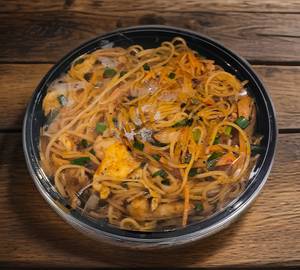 Chicken Schezwan Hakka Noodles