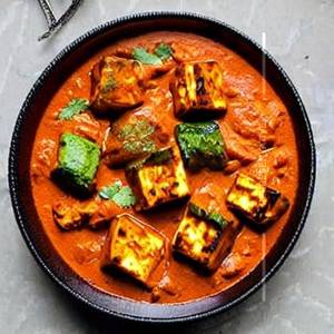 Paneer Garlic Tikka Masala