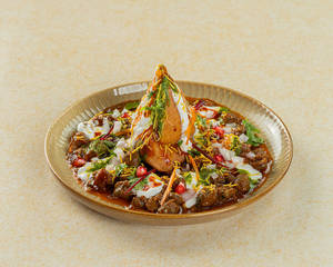 Chole Samosa Chaat