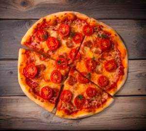 Tomato pizza                        