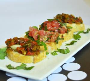 Crostini With Roasted Pepper