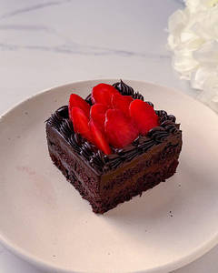 Fresh Strawberries And Chocolate pastry