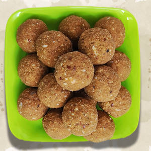 Methi Ladoo [Dryfruit] [6 Pieces] [240 Grams]