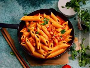 Chicken Red Sauce Pasta 