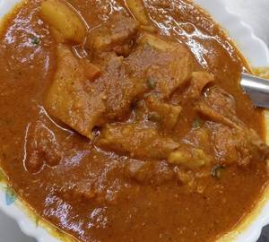 Pork with bambooshoot  (curry)