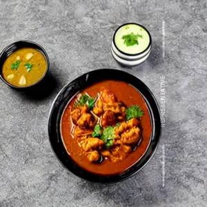 Spicy Bite Chicken Bullet Curry Full
