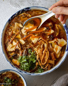 Veg Hot & Sour Soup. (serves 1)