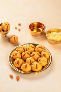 Besan Laddu