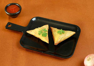 Mini Onion Samosa.