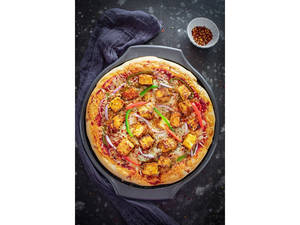 Paneer Tikka Pizza