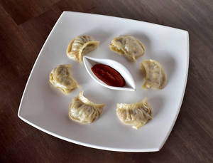 Chicken Momo (steamed)