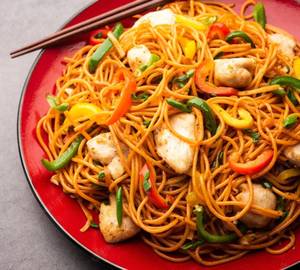 Schezwan Noodles Chicken