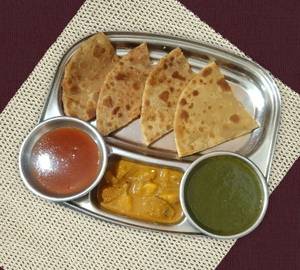Alu paratha [ 1 piece]