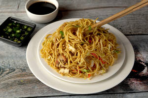 Hakka Noodles