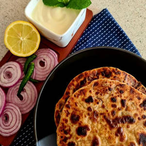 Pyaaz Paratha