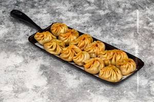 Dynamite Chicken Momos