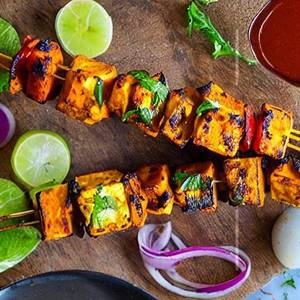 Achari Paneer Tikka