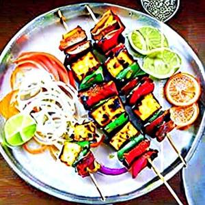 Achari paneer tikka