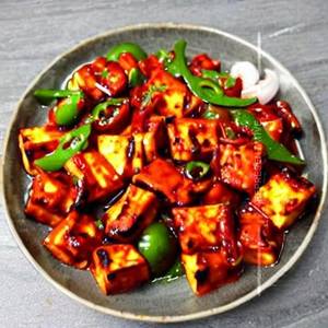 Chilli Paneer ( gravy )