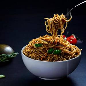 Schezwan Noodles Chicken