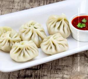 Steam Momos Veg